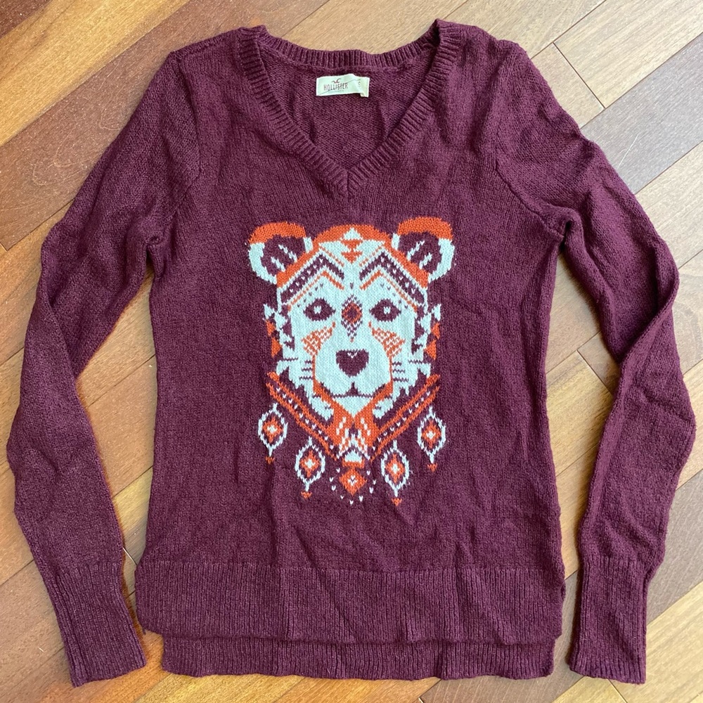 Hollister Burgundy Lion Sweater - XS